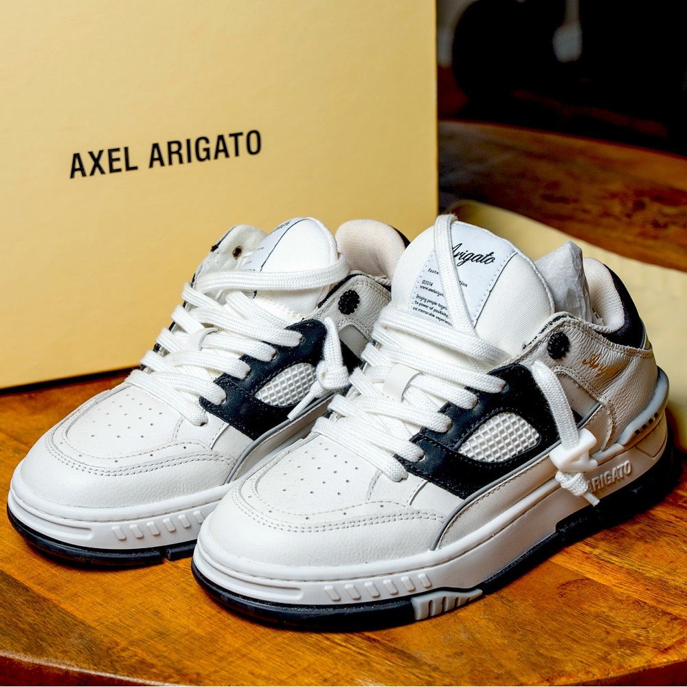 Axel Arigato size 35